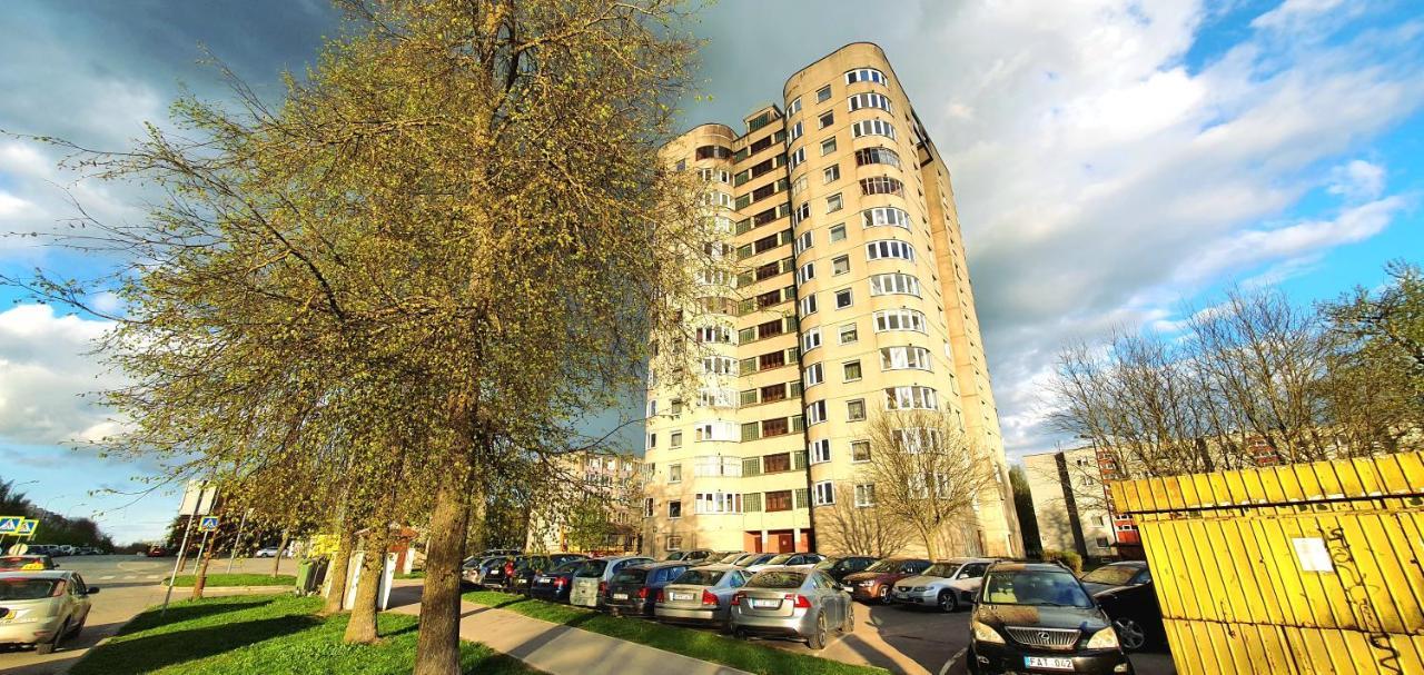 Lyra63 Large 80Sq M Top 14 Floor Siauliai  Ngoại thất bức ảnh